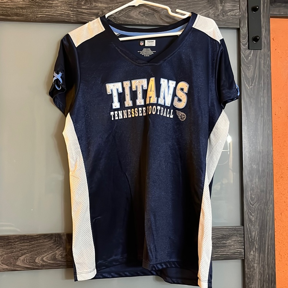 Xl NFL Titans Team shirt